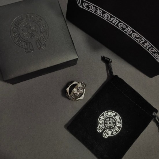 Attractive Style Ring 2023SS CHROME HEARTS Chrome Hearts Attractive Style Ring 2023SS CHROME HEARTS Chrome Hearts